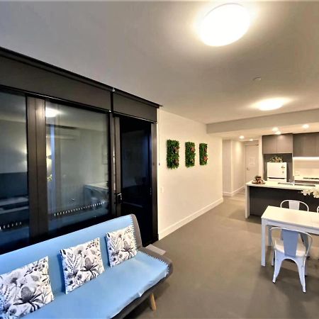 Parkside & City View In Sydney Olympic Park Exterior photo