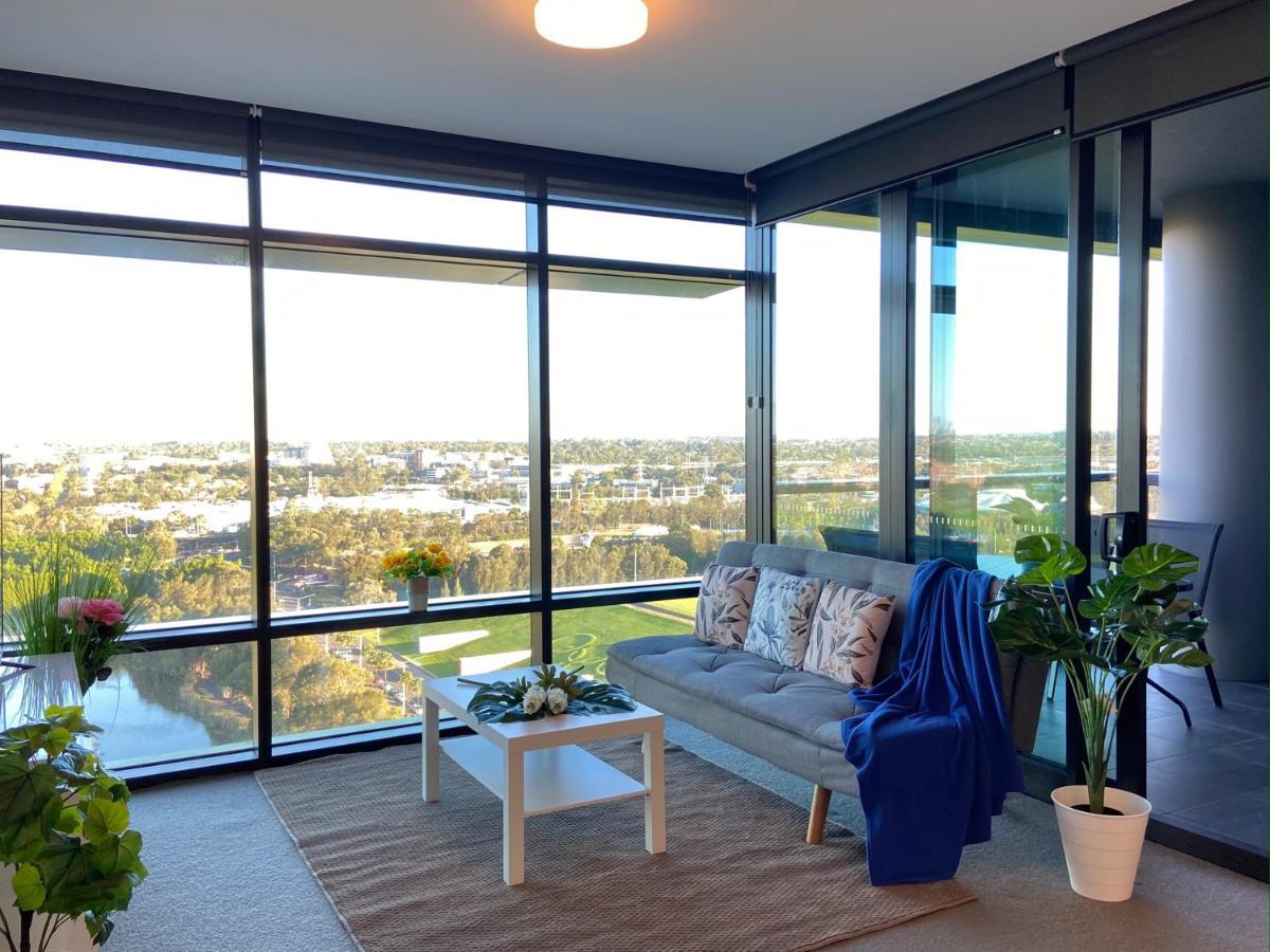 Parkside & City View In Sydney Olympic Park Exterior photo